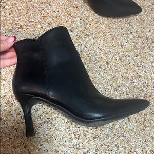 Kelly & Katie Sleek Black Heeled Boots